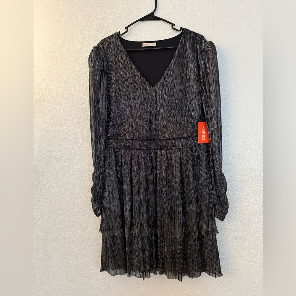 Kohl's Black V-Neck Bishop Sleeve Sundress